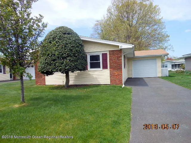 87 Clay Cir photo 1