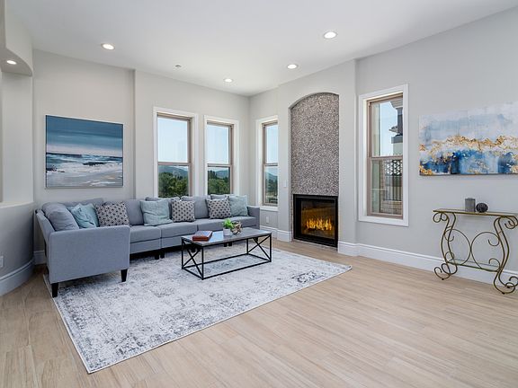 4th image of 2135 Lonestar Way
