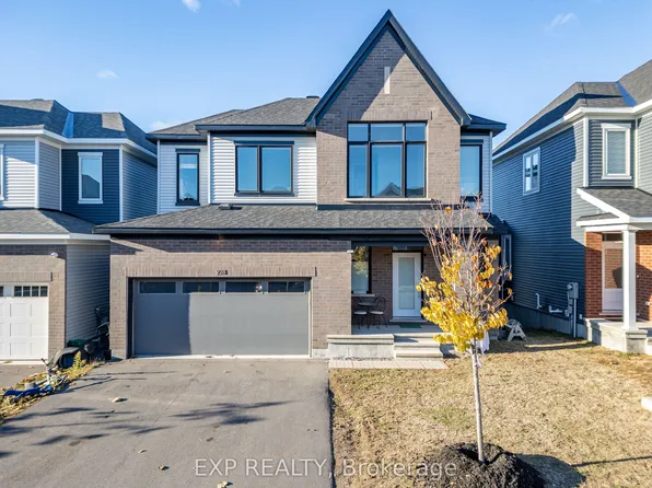 228 Appalachian Cir, Ottawa, ON K2J 6X4