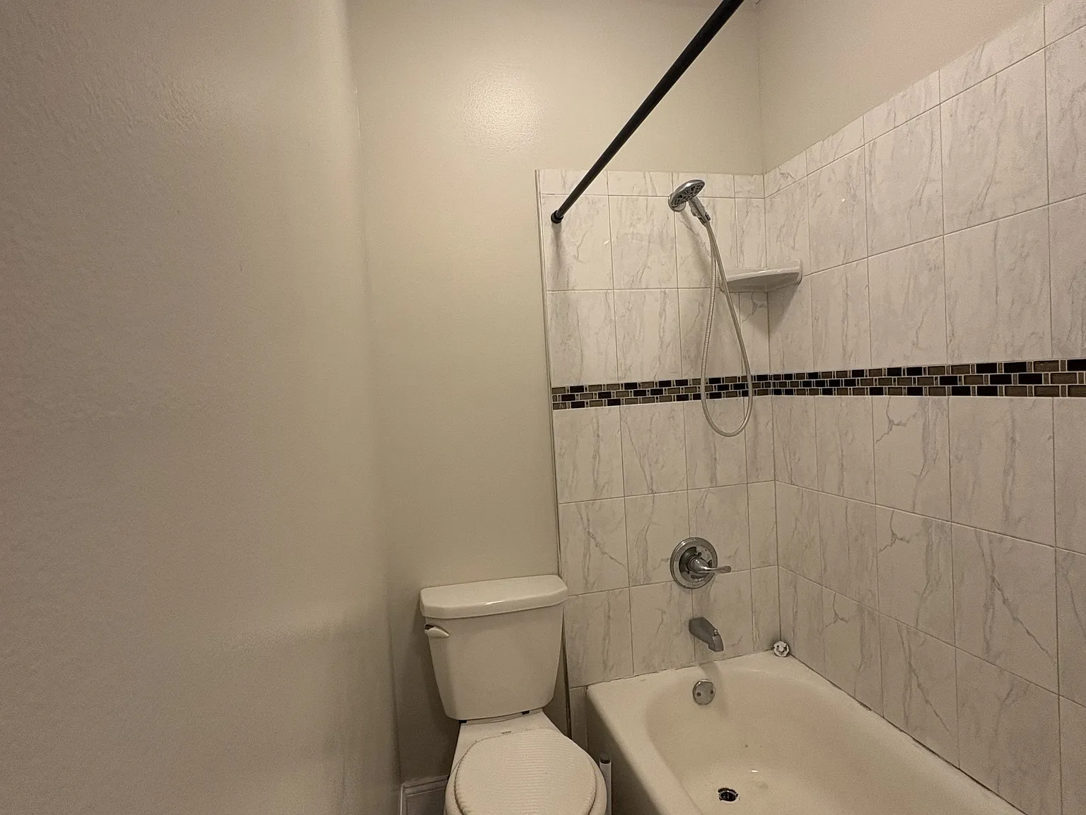 6820 Paschall Avenue - 1 — Photo 4