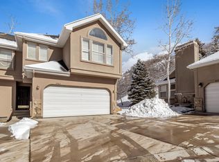 3563 E Wasatch Grove Ln, Salt Lake City, UT 84121
