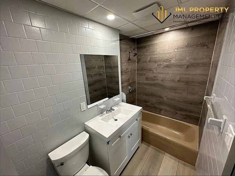 67 Boutwell St #3W — Photo 5