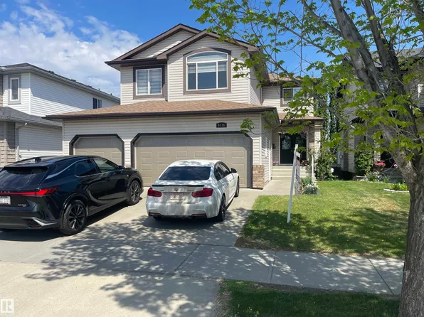 6116 53rd Ave, Beaumont, AB T4X 1V6