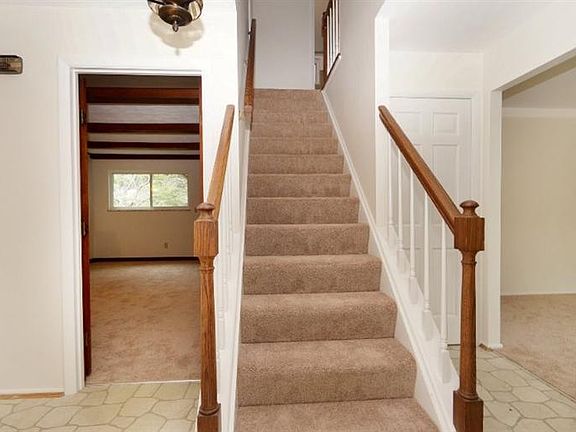 3rd image of 3832 Woodsong Dr