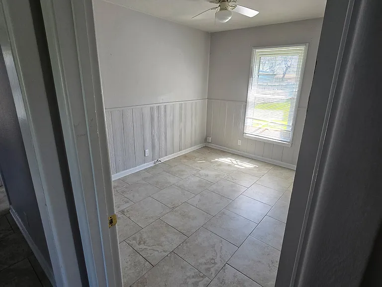 2308 Jasper St — Photo 12