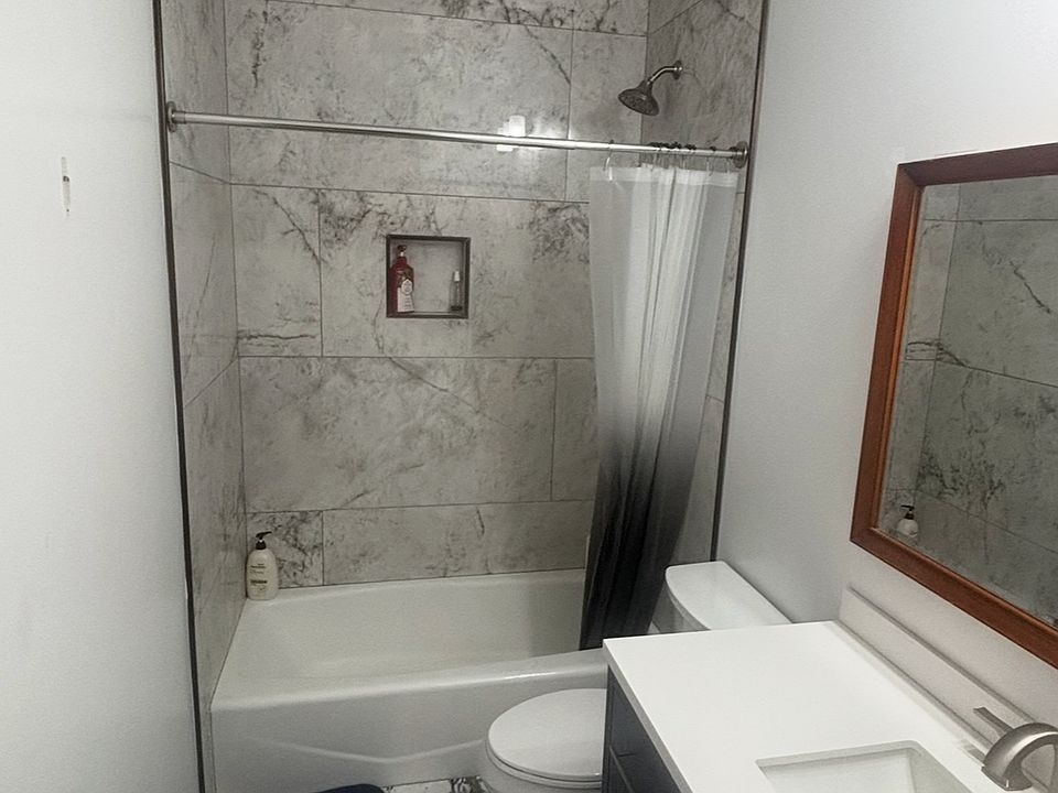 2nd image of 1242 N Tapadero Dr #2