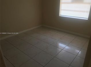 4971 NW 13th St, Lauderhill, FL 33313