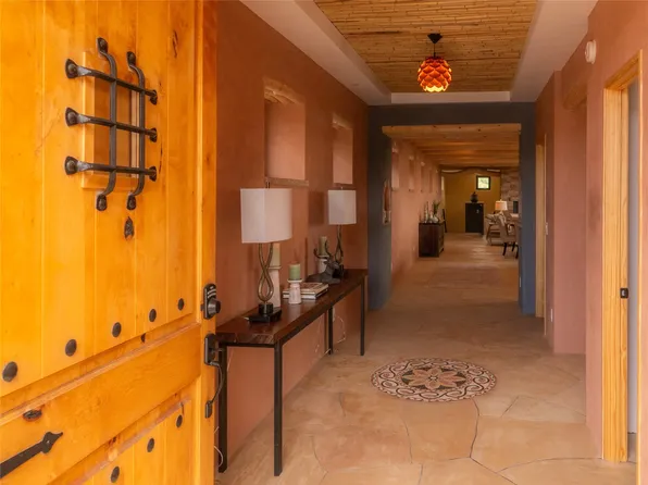 1103 S Summit Rdg, Santa Fe, NM 87501