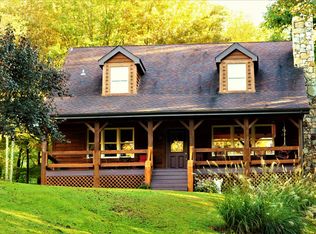 200 Southern Moon Ln, Mount Nebo, WV 26679