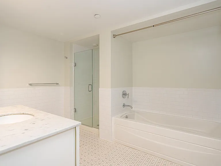 700 Grove St #4S — Photo 13