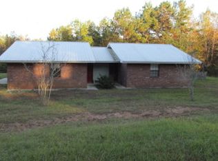 70 Ogwynn Rd, Sumrall, MS 39482