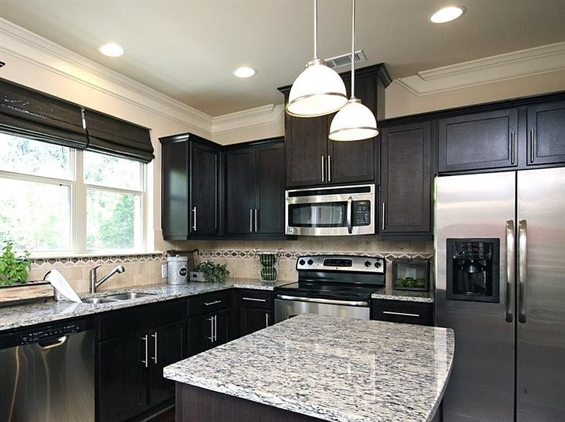 1st image of 2816 Ellis Pointe Ave