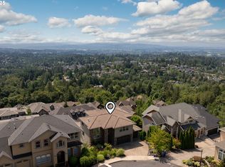 4023 NW Sunset Cir, Portland, OR 97229
