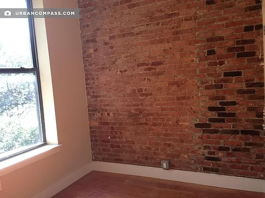 Rented by Compass | media 18