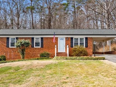 807 Gallant Ct, Winston Salem, NC, 27101