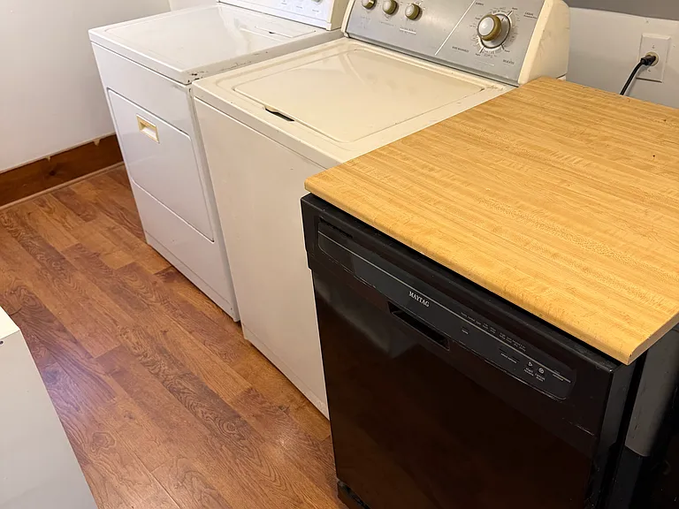 407 Elm Rd #2 — Photo 6