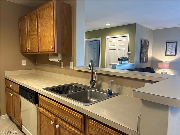 5th image of 3298 Lenox Village Dr Unit 109