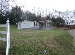 94 W End Rd, Tunnelton, WV 26444