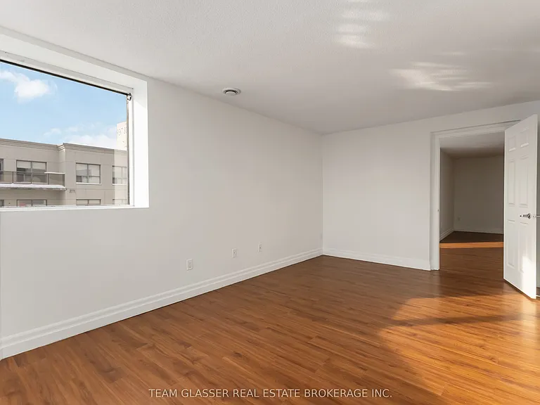675 Richmond St #904 — Photo 23