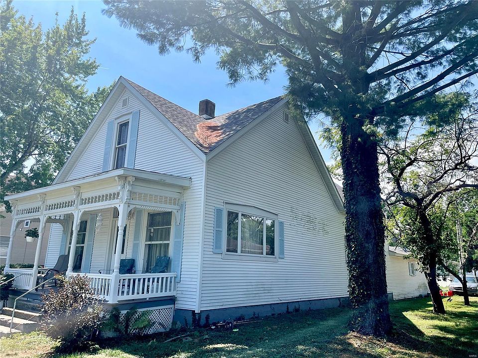 209 W Broad St, Raymond, IL 62560 Zillow