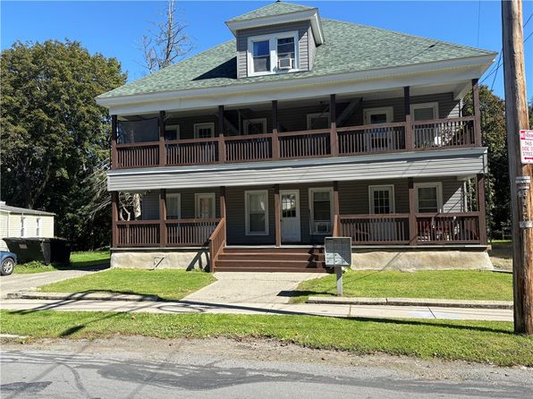 37 Grand St