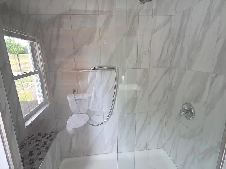 2516 W Johnsburg Rd — Photo 9