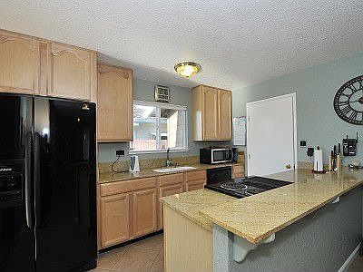 4th image of 2059 Treewood Ln