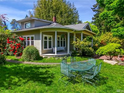 12925 Madison Ave NE, Bainbridge Island, WA, 98110