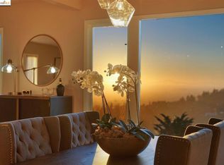 35 Asilomar Cir, Oakland, CA 94611