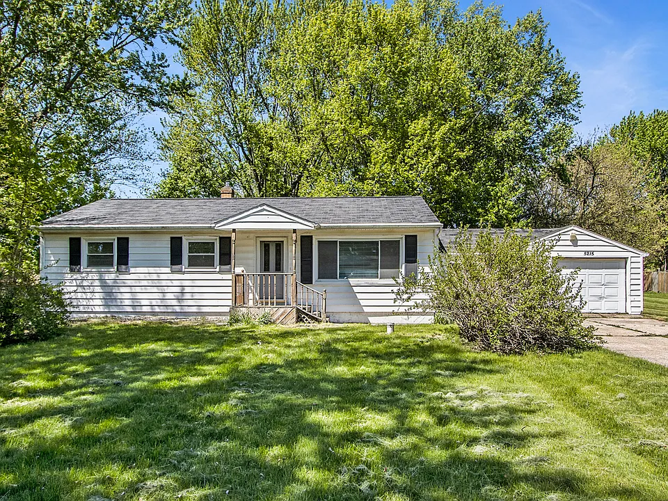 5215 E South Ave