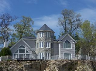3666 E Baycliffs Dr, Lakeside Marblehead, OH 43440