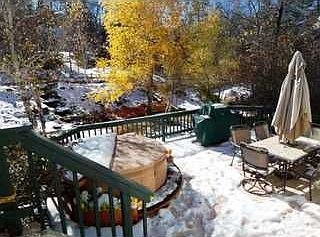 4th image of 1059 Beaver Ln