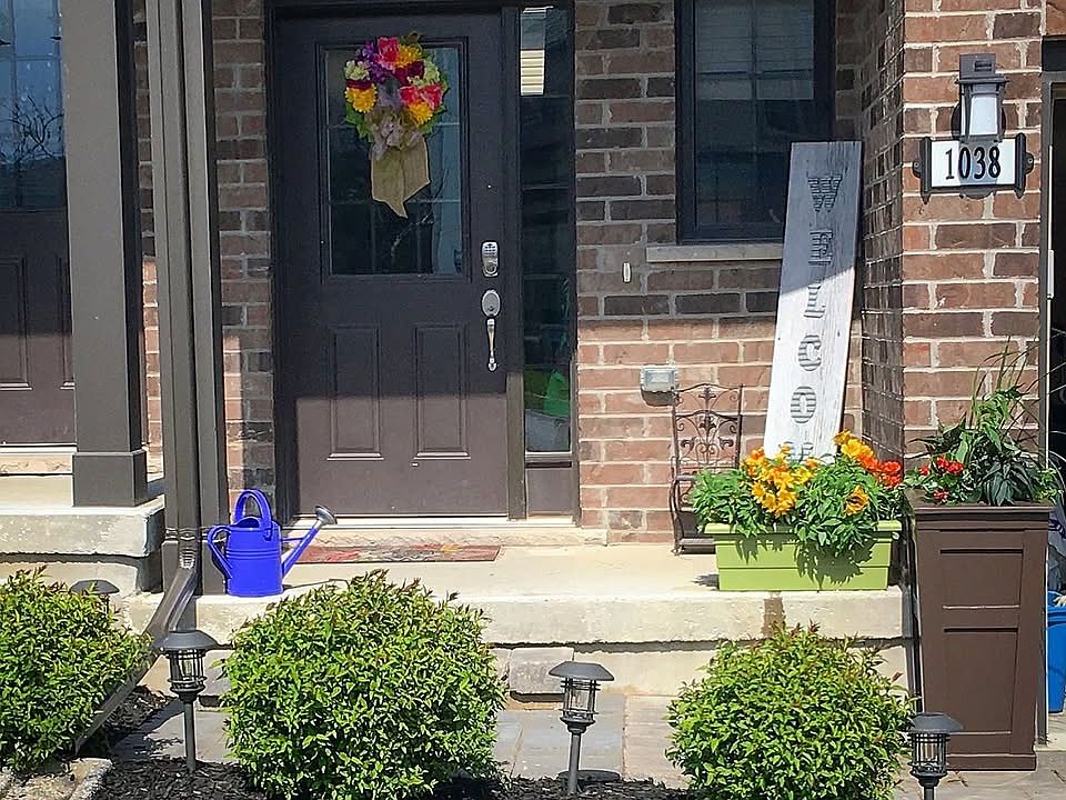 1st image of 1038 Oakcrossing Gate
