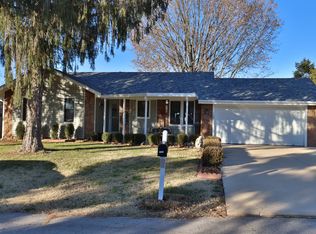 1505 E Sycamore St, Ozark, MO 65721