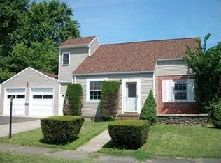 505 Harcourt Dr, Elmira, NY