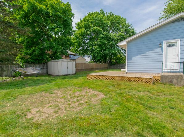 58 Islington Ave, Portsmouth, RI 02871