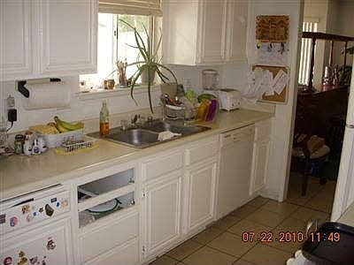 3rd image of 2470 W Elm Ave
