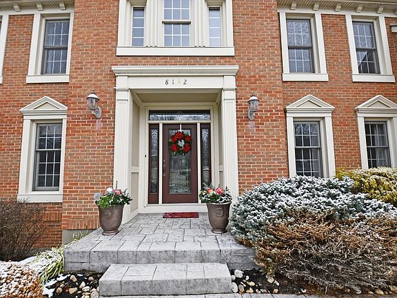 2nd image of 8142 Chestershire Dr