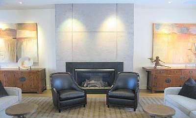 4th image of 500 Saint Paul St