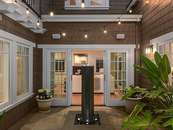 3rd image of 247 Oakhurst Pl