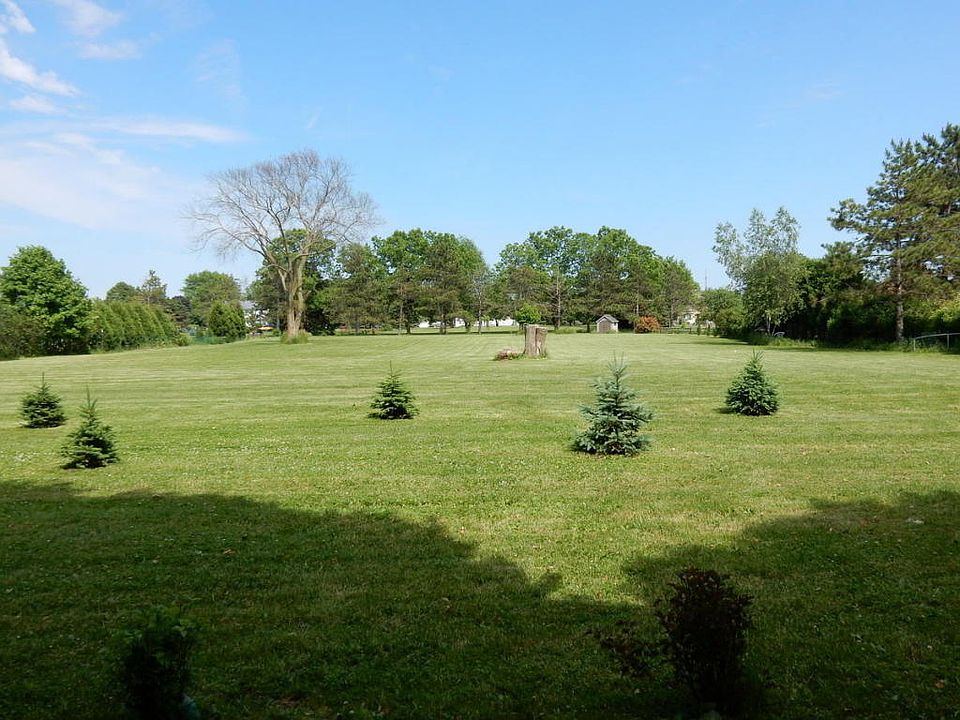 2nd image of W292N6934 Dorn Rd
