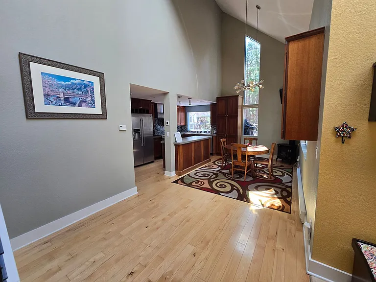 2792 Lee Hill Dr — Photo 8