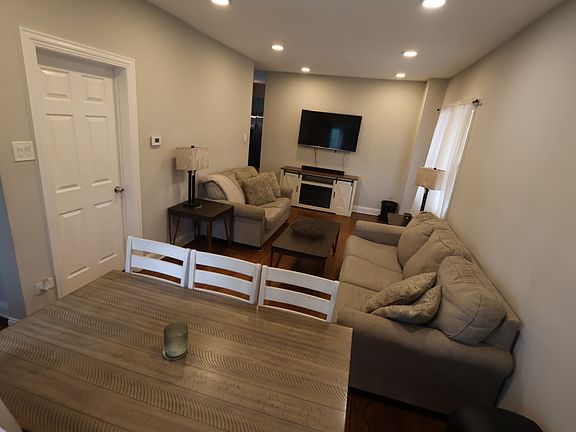 5th image of 5409 S Sawyer Ave
