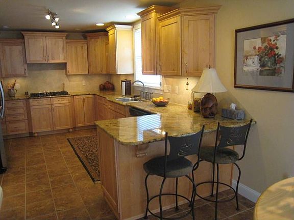 2nd image of 123 Quail Dr