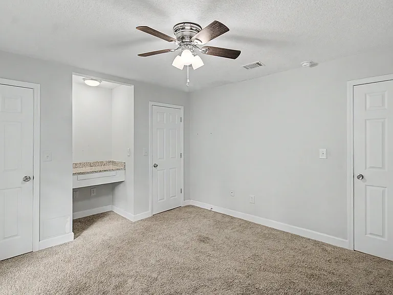 10179 Highway 196 W — Photo 22