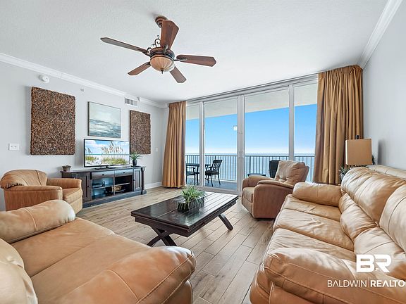4th image of 365 E Beach Blvd Unit 1709