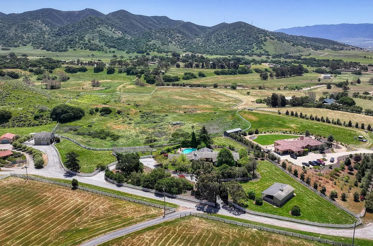 29225 Chualar Canyon Rd photo 1