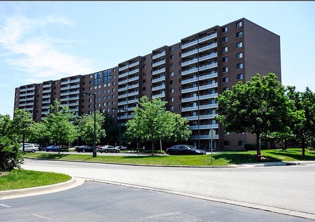 1st image of 21 Kristin Dr #22