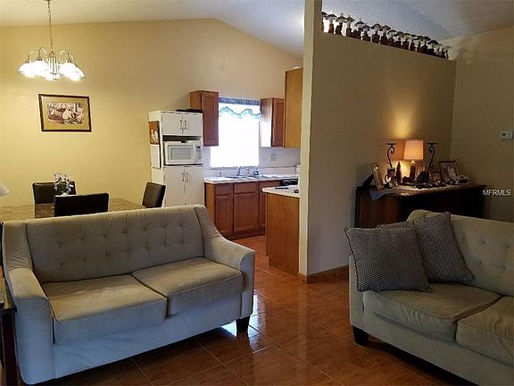 4th image of 3403 Glen Village Ct