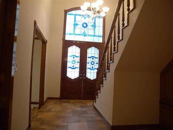 Entry tile stone floors